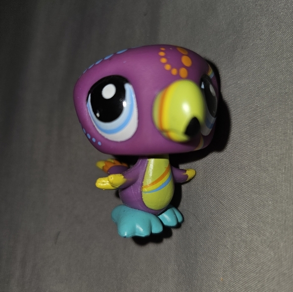 Littlest Pet Shop - LPS #1848 -AUTHENTIC Postcard Pets Tattoo Toucan Bird Figure - Picture 2 of 4